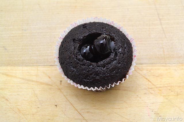 16 aggiungere ciliegie