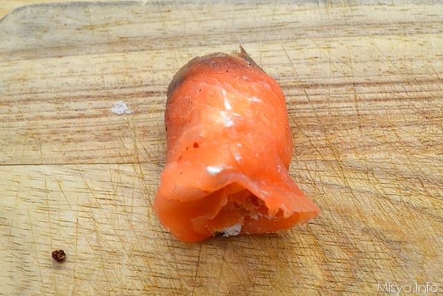 2 arrotolare salmone