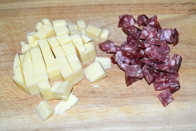 2 formaggio e salame