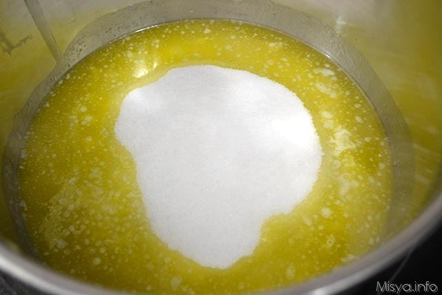 3 aggiungere zucchero