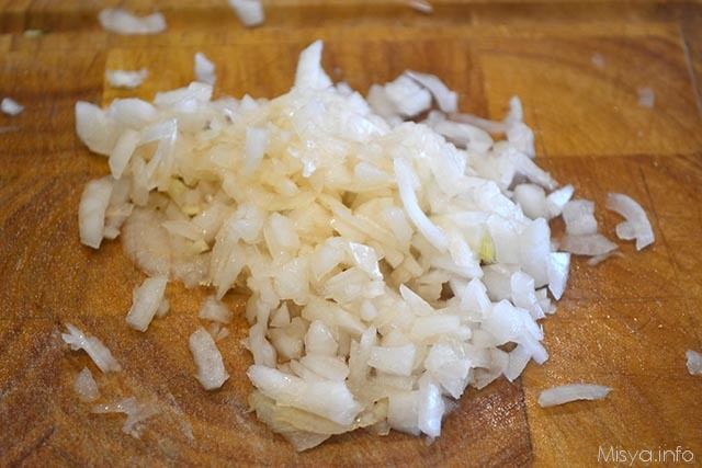 3 tagliare cipolla