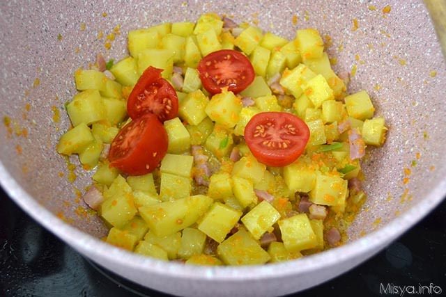 6 aggiungere pomodorini