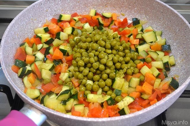 7 aggiungere piselli