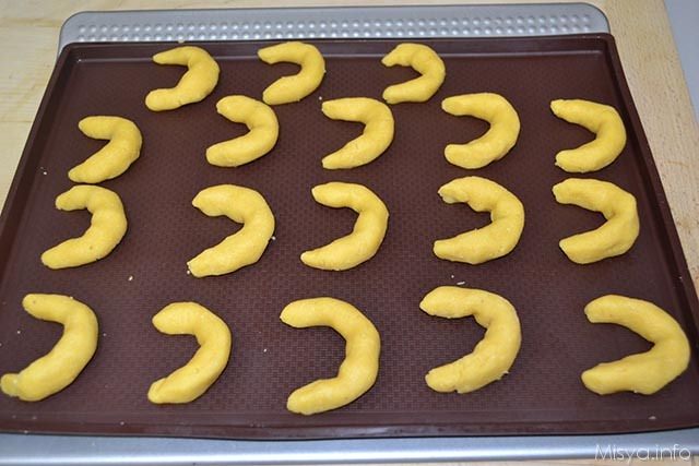 8 posizionare su teglia