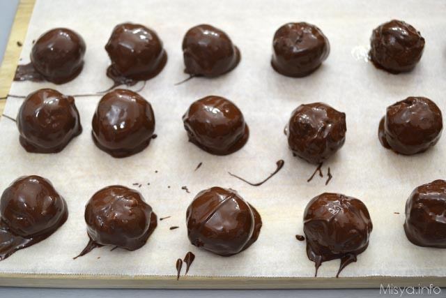 8 tartufini ricoperti cioccolato
