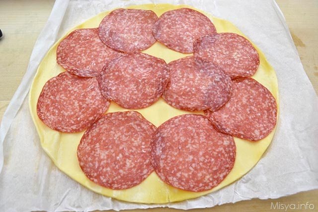 2 fette di salame