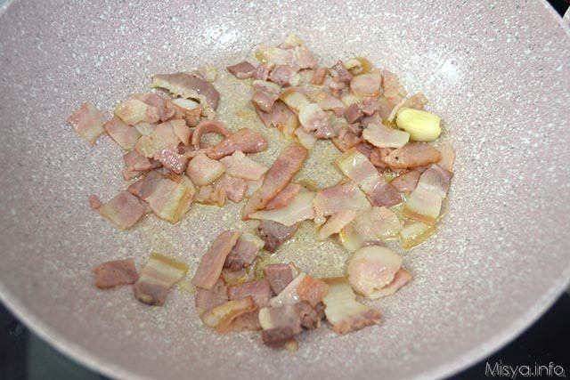 2 pancetta in padella