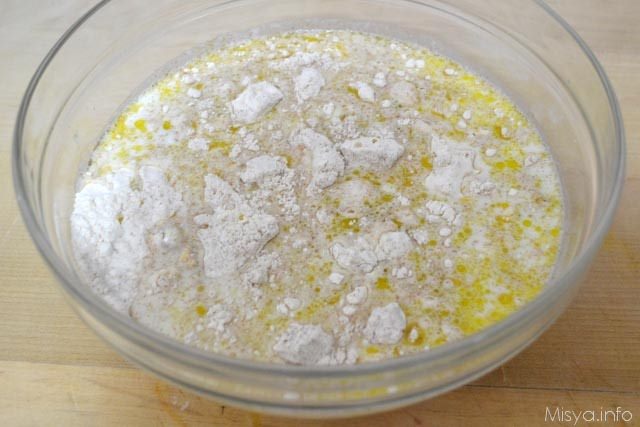 4 aggiungere alle farine