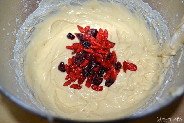 7 aggiungere mirtilli e bacche di goji