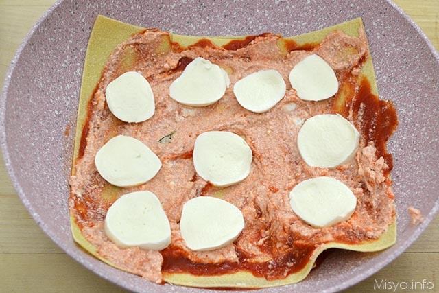 9 aggiungere mozzarella