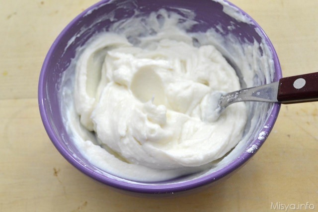 11 montare zucchero e ricotta