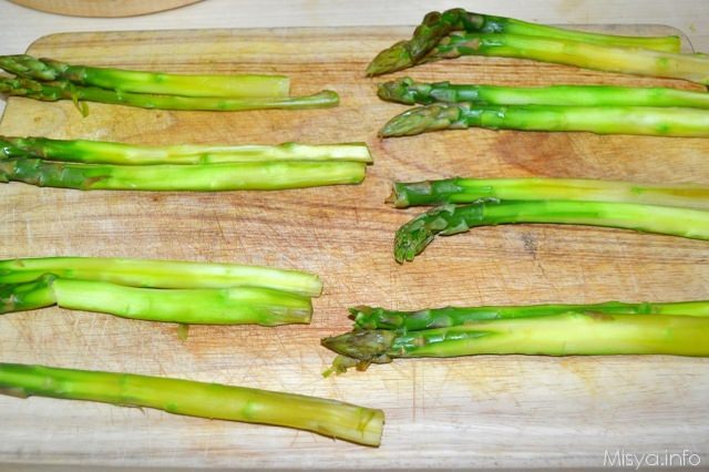» Asparagi avvolti in pancetta - Ricetta Asparagi avvolti ...