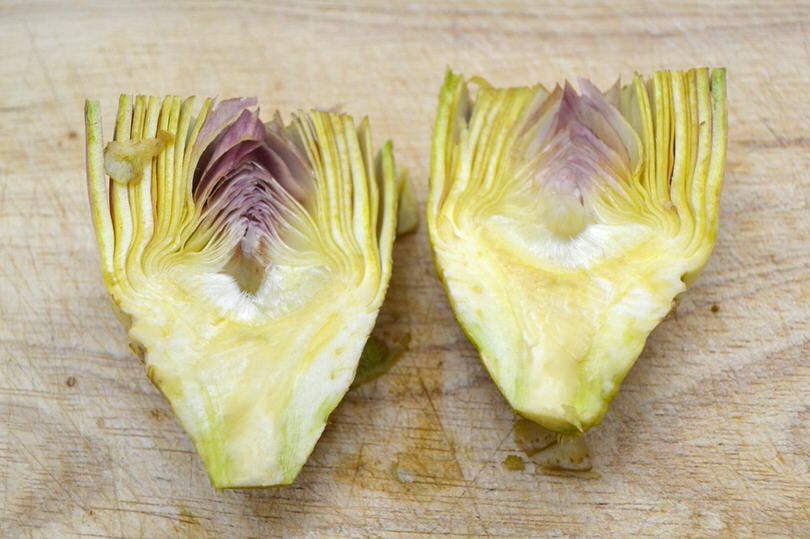 7 tagliare carciofo a meta