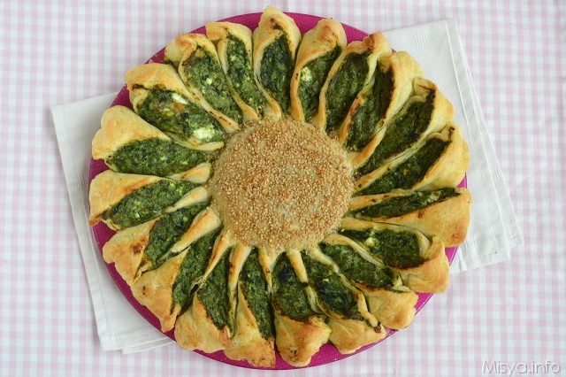 Torta fiore ricotta e spinaci