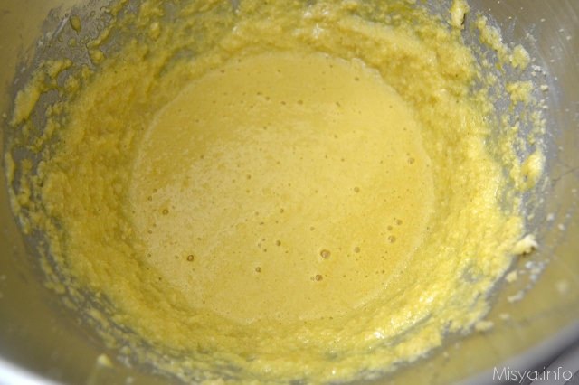 3 montare burro e uova