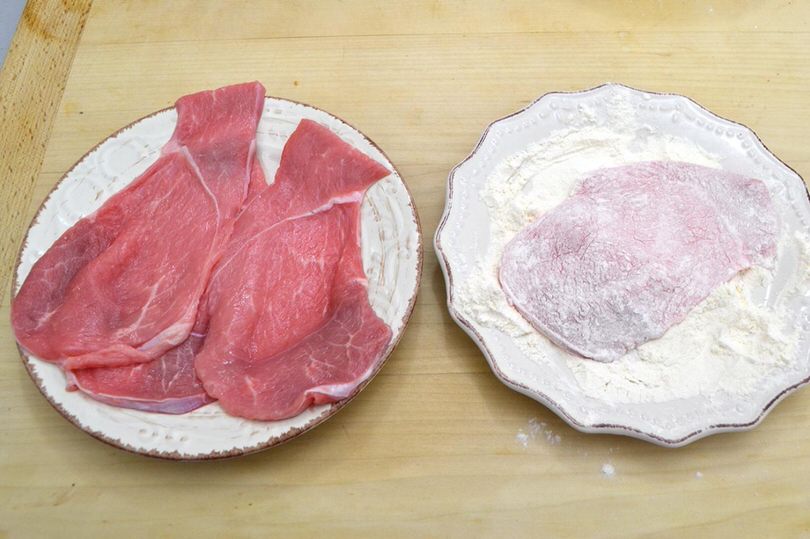 1 infarinare fettine