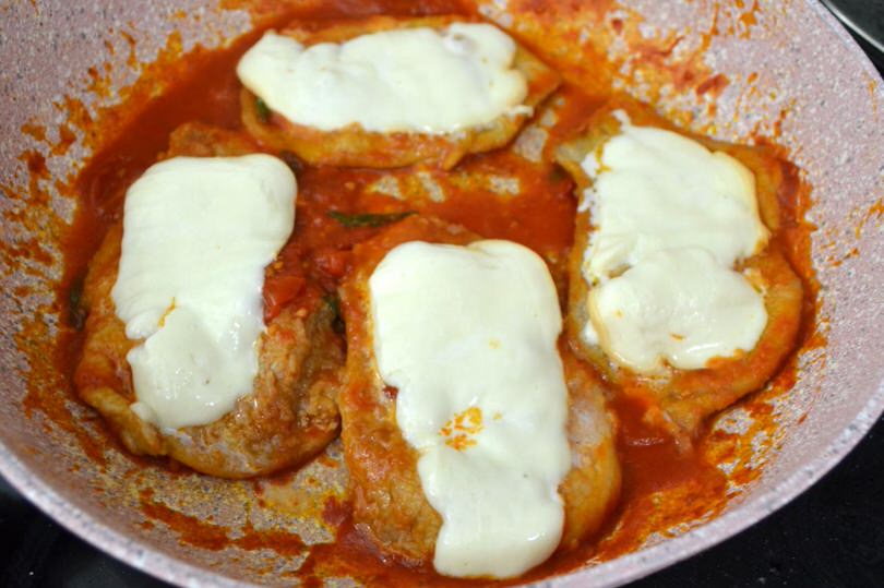 4 aggiungere la mozzarella