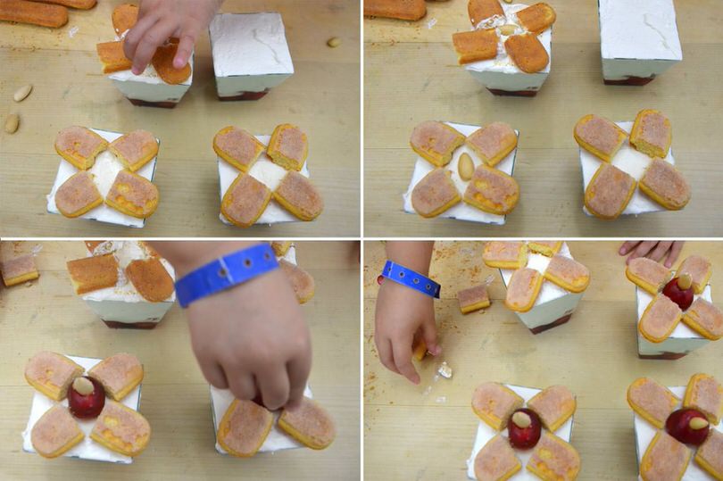 4 aggiungere mandorle savoiardi