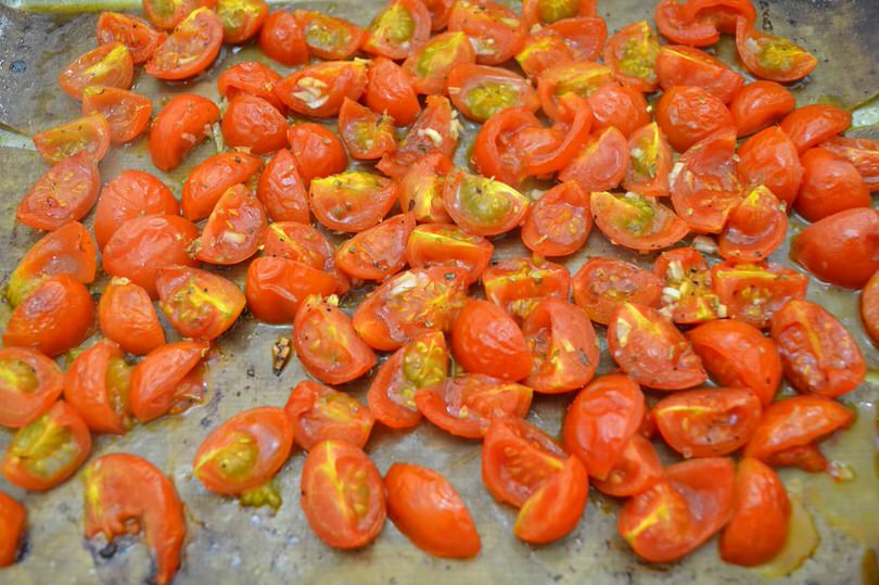 5 pomodorini cotti al forno