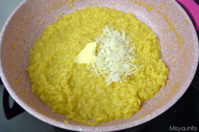 7 mantecare con burro e formaggio