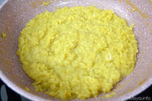 8 mantecare con burro e formaggio