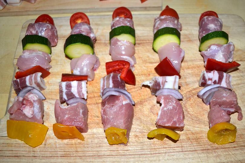 2 preparare spiedini