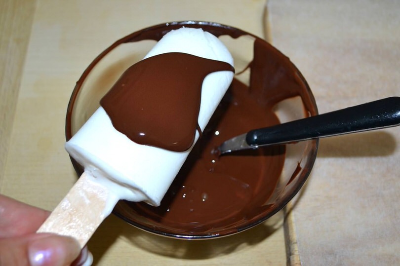 coprire con cioccolato