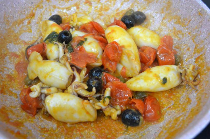 Calamari Con Pomodorini E Olive Ricetta Calamari Con Pomodorini E Olive Di Misya