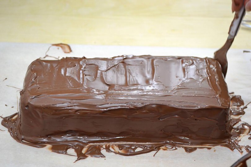 6 coprire con cioccolato
