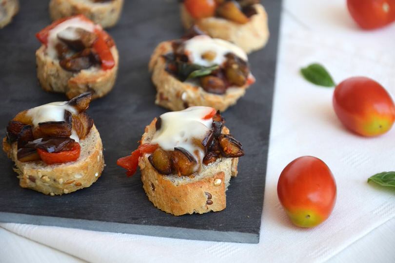 bruschette con melanzane