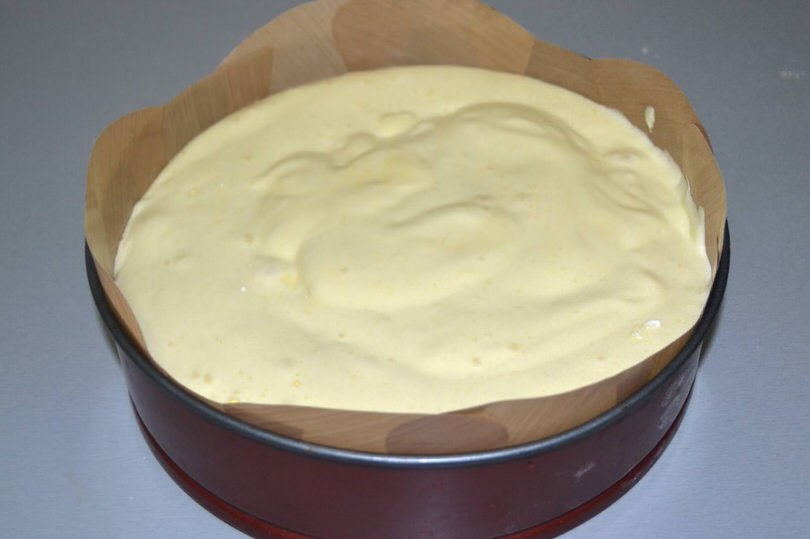 versare nello stampo