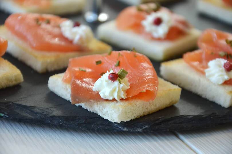 Tartine Al Salmone Ricetta Tartine Al Salmone Di Misya