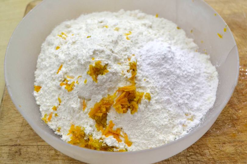 1b-farina-bucce-mandarini