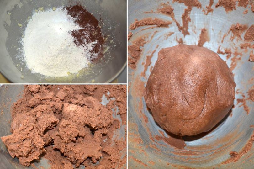 2-aggiungere-farina-e-cacao