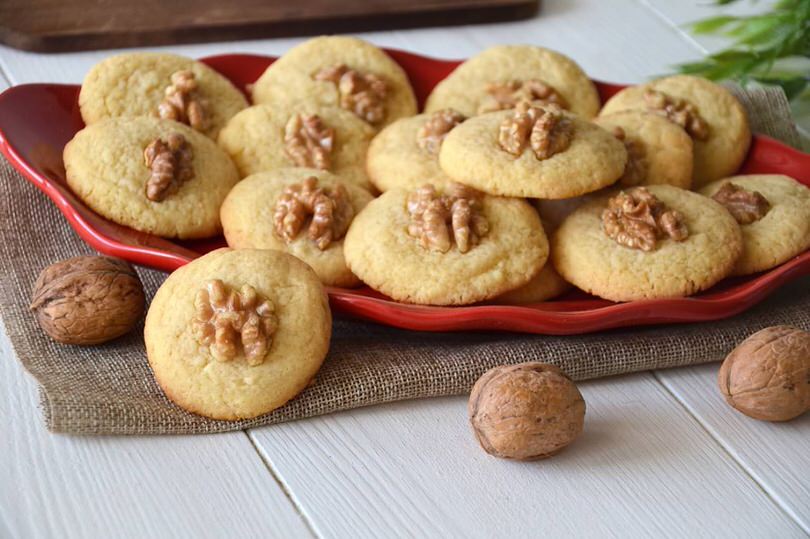 Biscotti Di Natale Uccia3000.Biscotti Alle Noci Ricetta Biscotti Alle Noci Di Misya