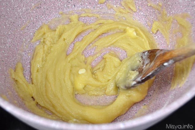 8-amalgamare-burro-e-farina