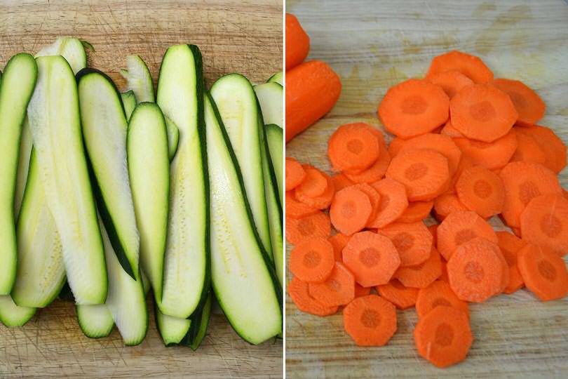 1 tagliare carote e zucchine