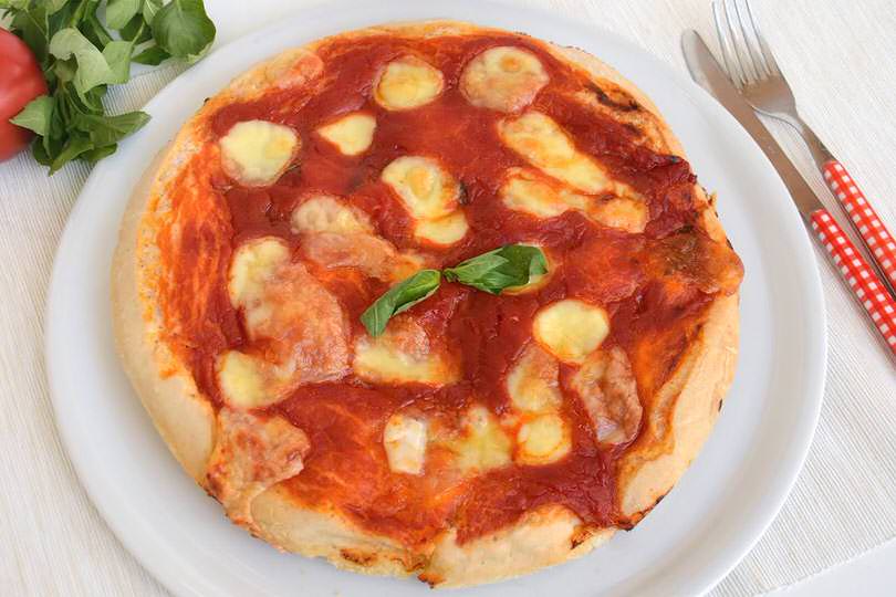 Pizza senza glutine - Ricetta di Misya