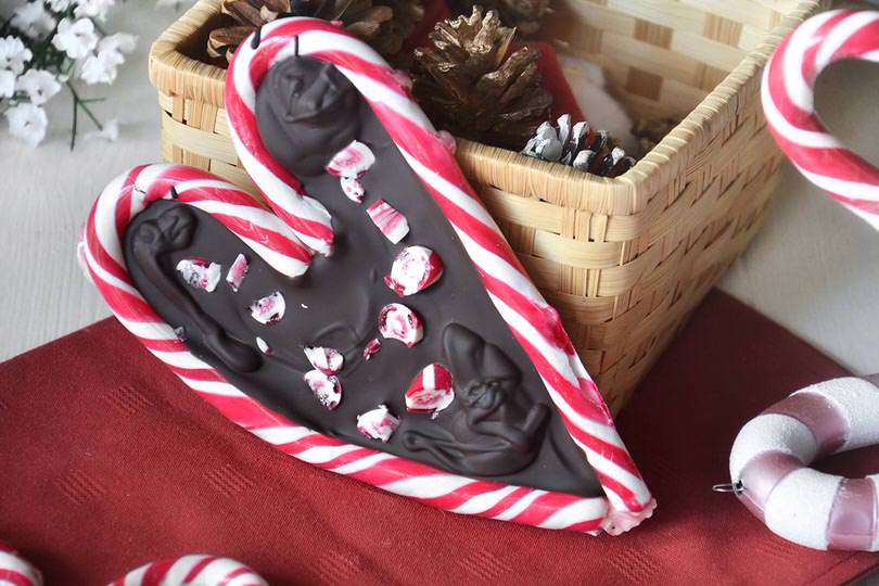 cuori di candy cane al cioccolato