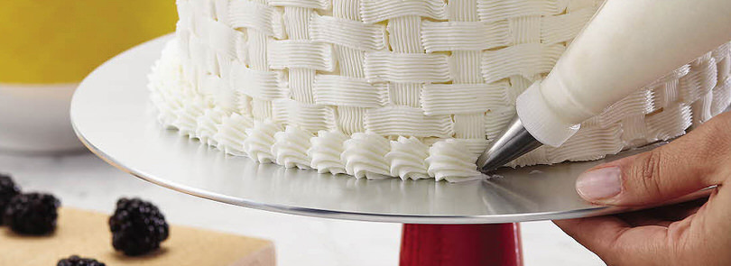 Come Decorare Una Torta Con La Panna Misyainfo