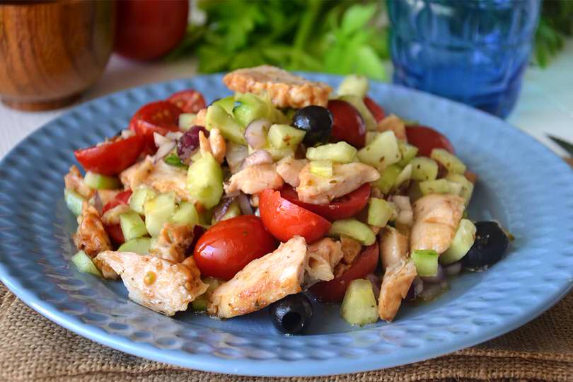 Insalata di pollo alla greca