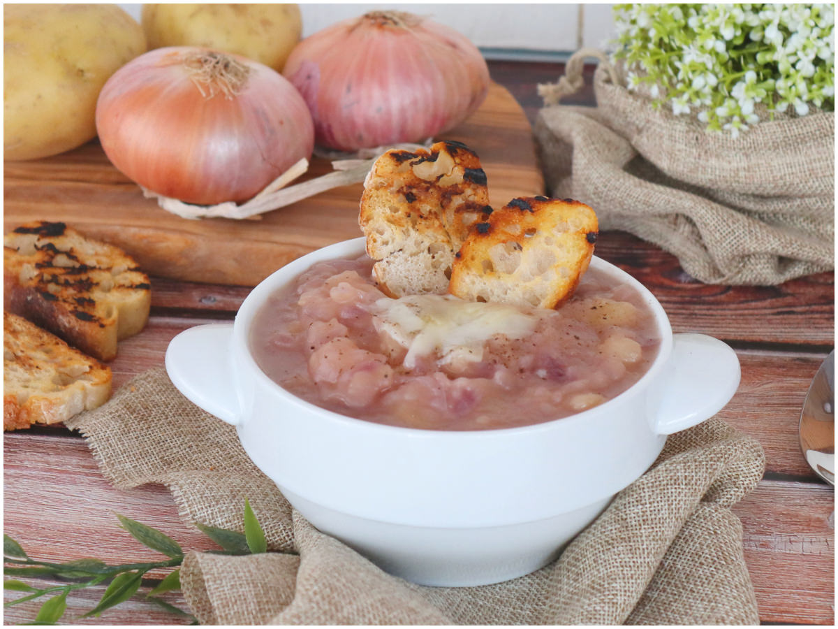 Zuppa di cipolle e patate
