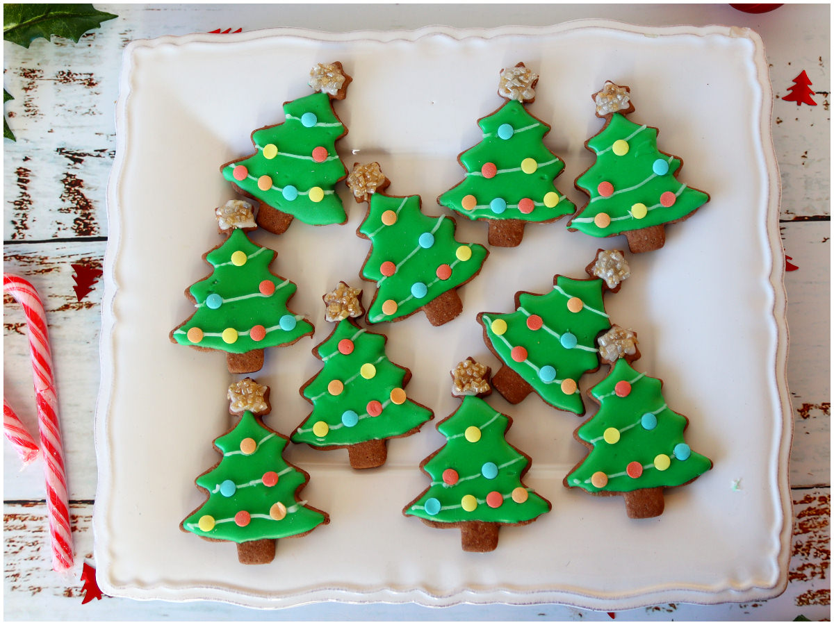 Biscotti di Natale con pasta di zucchero - Ricetta di Misya