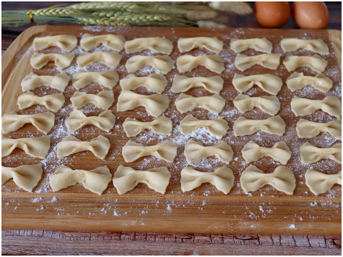 Farfalle di pasta fresca