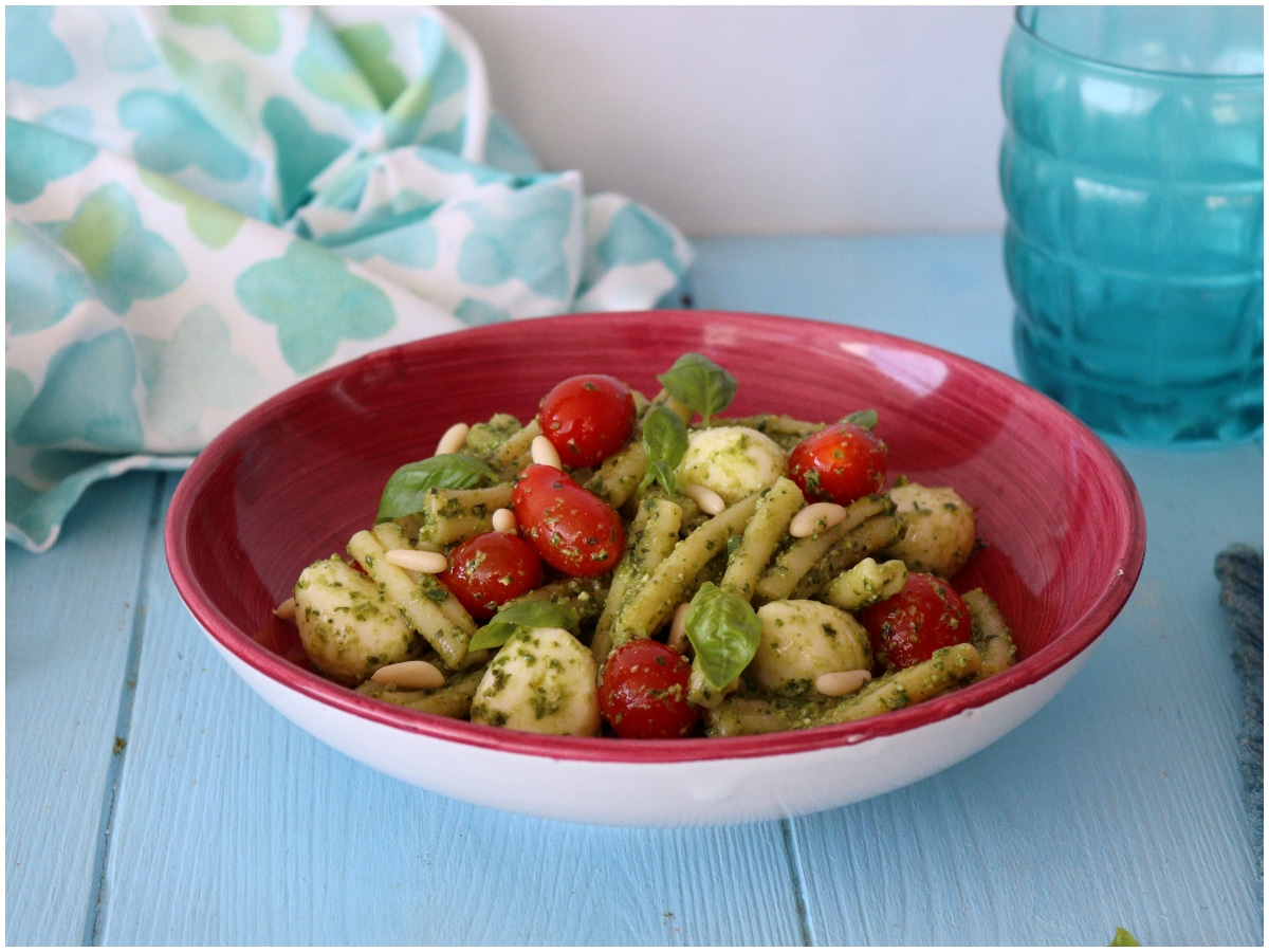 Pasta fredda con pesto