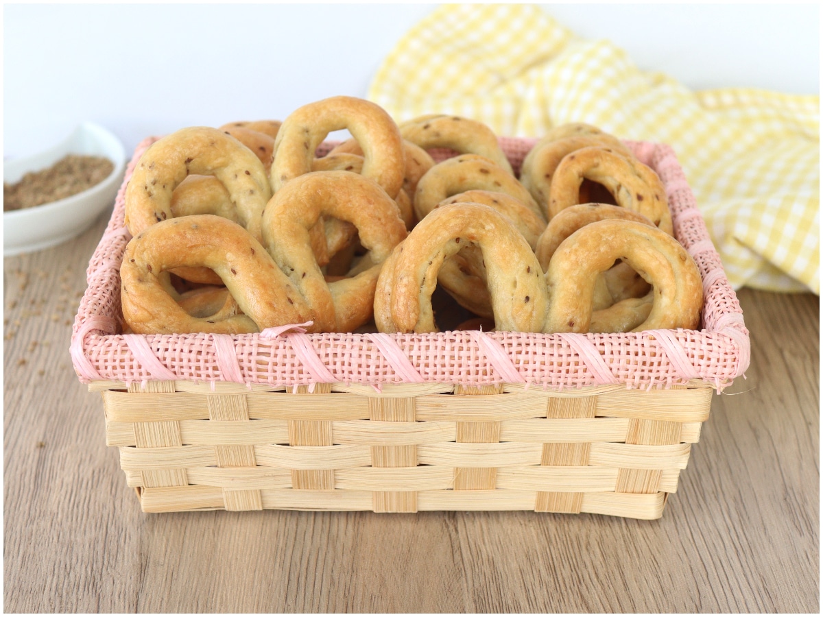 Taralli salati all’anice