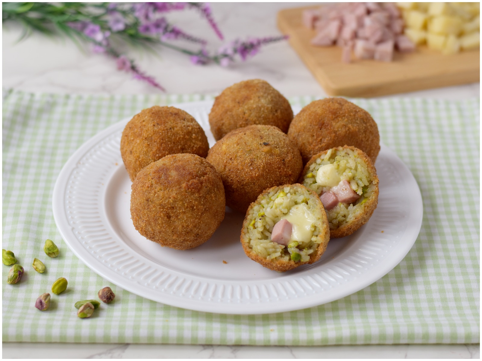 Arancini di riso al pistacchio