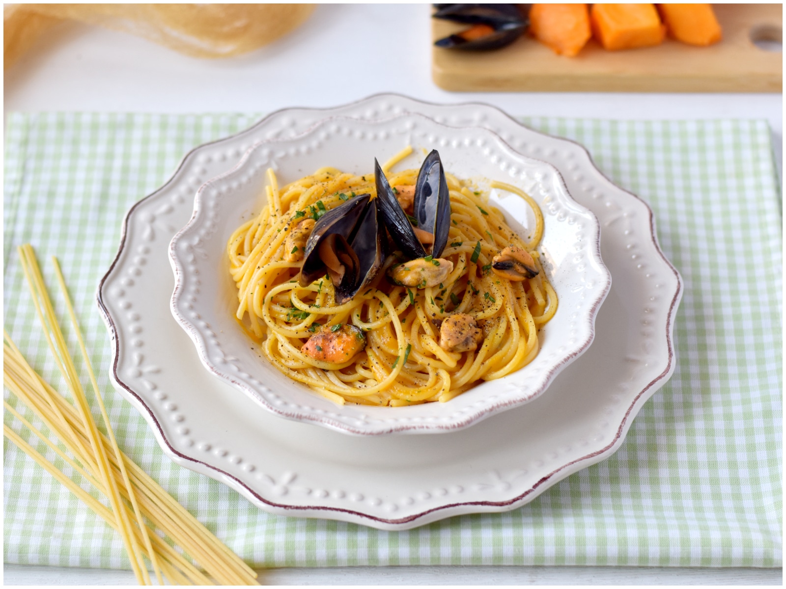 Spaghetti con zucca e cozze